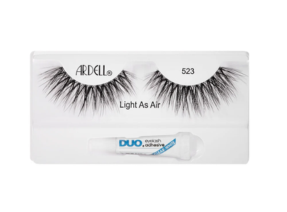Light As Air WEIGHTLESS INNOVATION . 50% LIGHTER LASHES style 523