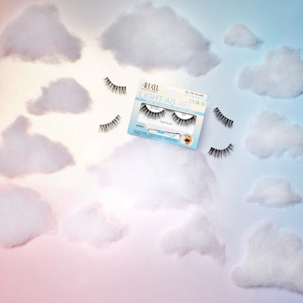 Light As Air WEIGHTLESS INNOVATION . 50% LIGHTER LASHES style 522