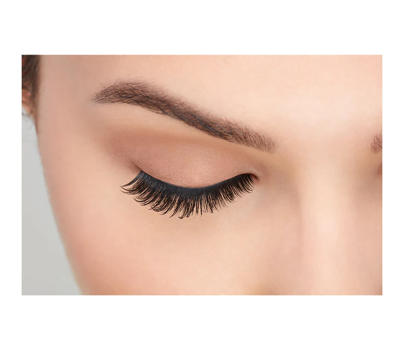 Faux Mink Lashes – Luxuriously Lightweight with Invisiband® Style 810